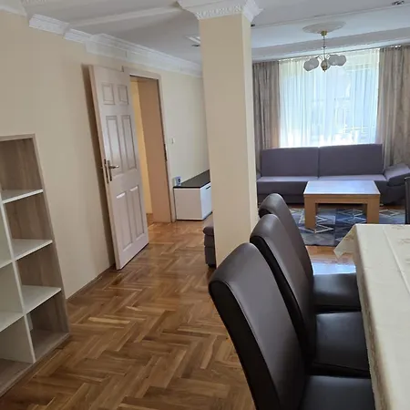 Luzani 1 Apartment